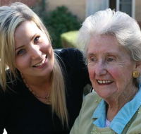 Doutta Galla Grantham Green - e-Seniors