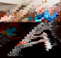 Churches of Christ Care Lady Small Haven - e-Seniors