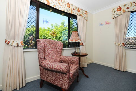 Servite Villa Hostel - e-Seniors 3