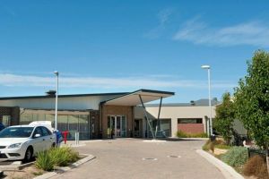 Dutton Court - e-Seniors 1