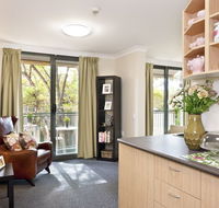 Flinders Court - e-Seniors