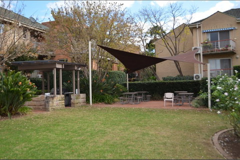Courtlands Aged Care Facility - e-Seniors 0