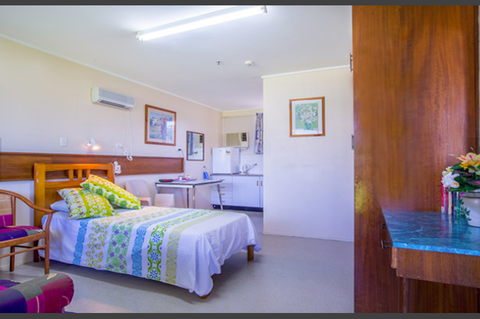 McGowan Care Centre - e-Seniors 0