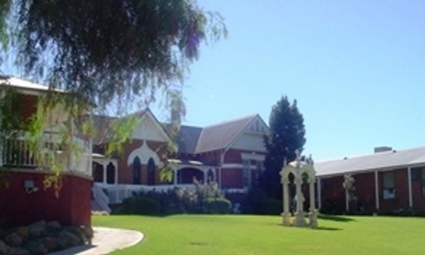 Southern Cross St Lawrence Apartments - e-Seniors 0