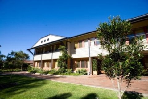 Mona Vale House - e-Seniors 1