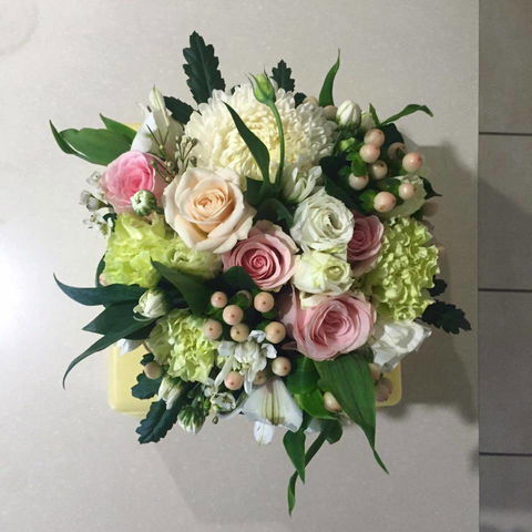 Bay Flowers And Gifts - e-Seniors 0