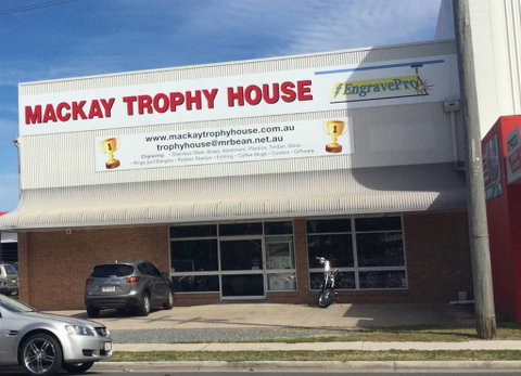 Mackay Trophy House EngravePro - e-Seniors 10