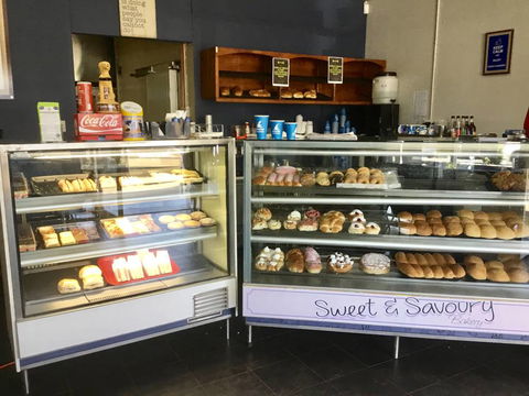 Cook's Bakery - e-Seniors 3