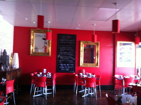 Tongue Thai'd - e-Seniors 0