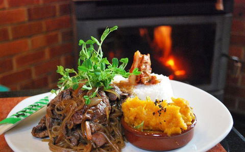 Settlers Tavern - e-Seniors 3