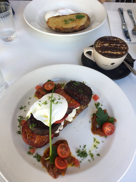 Tuck Shop Cafe - e-Seniors 6