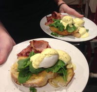 Le Cafe on St George - e-Seniors