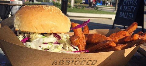 Mannelli's Cafe Burnside - e-Seniors 0