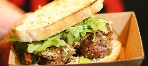 Mannelli's Cafe Burnside - e-Seniors 2