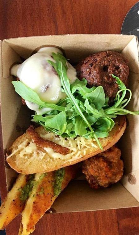 Mannelli's Cafe Burnside - e-Seniors 4