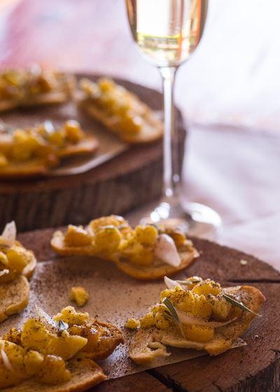 Gather Food And Wine - e-Seniors 7