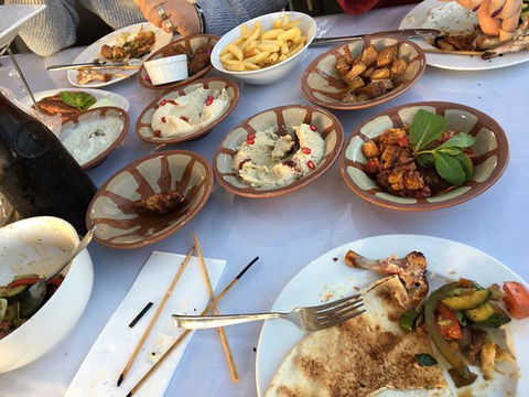 Taste Of The Middle East - e-Seniors 0
