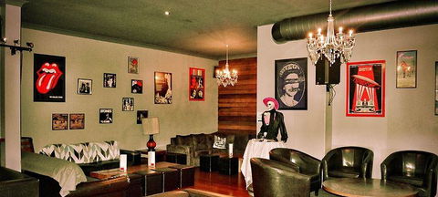 Bottlerocket Bar And Cafe - e-Seniors 3