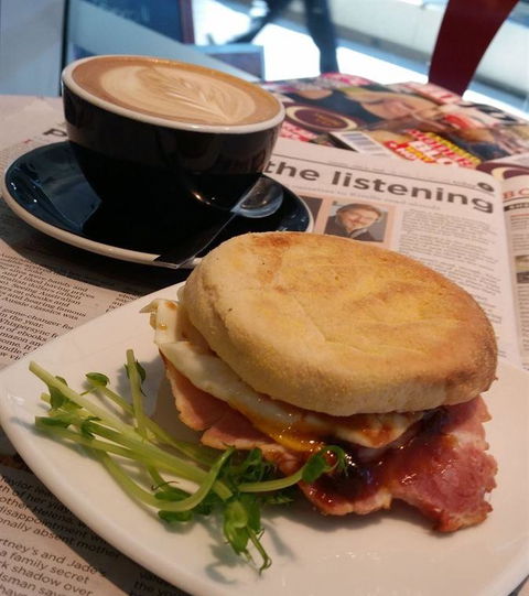 Gorilla Pizza SA - e-Seniors 4