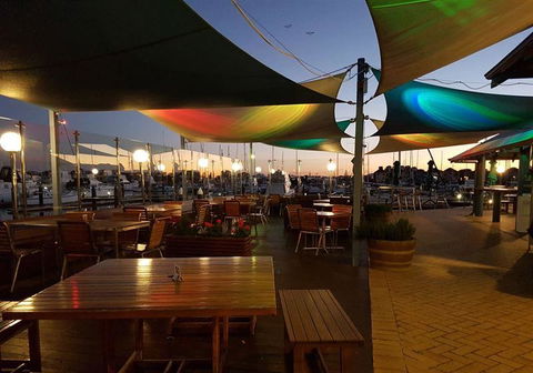 The Port Geographe Bar & Restaurant - e-Seniors 5