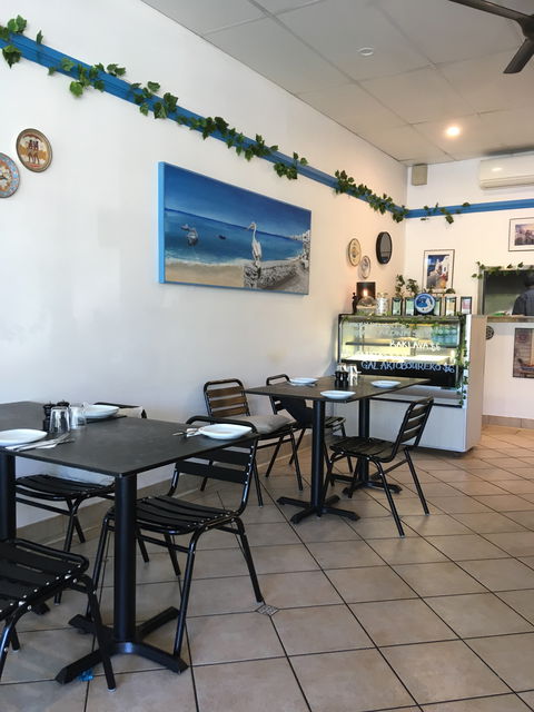 Kafe Meze Graceville - e-Seniors 5