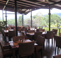 Highlander Tavern Restaurant  Bar - e-Seniors