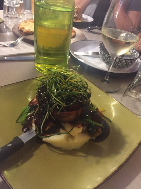 Belly's Bar & Grill - e-Seniors 1