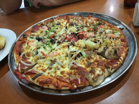 Mecca Restaurant - e-Seniors 0