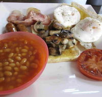 Molly's Great Food Cafe - e-Seniors