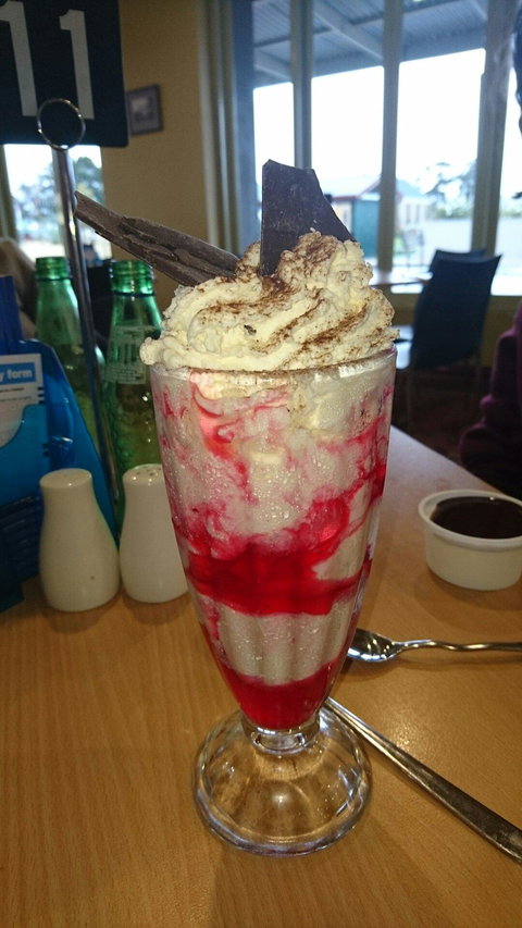 Pembroke Hotel Restaurant - e-Seniors 2