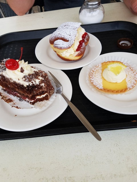 Richmond Bakery And Cafe - e-Seniors 2