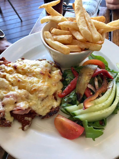 Comfort Inn The Pier Restaurant - e-Seniors 1