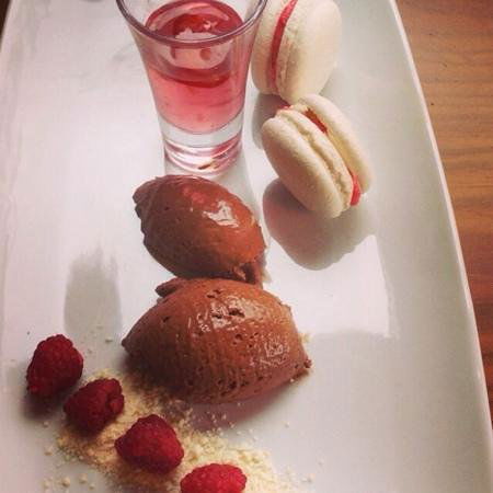 Hellyers Restaurant - e-Seniors 0