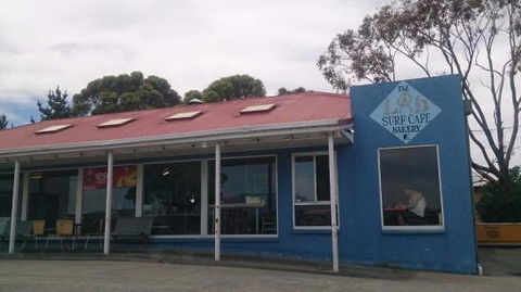 THE Lab Surf Cafe Bakery - e-Seniors 0