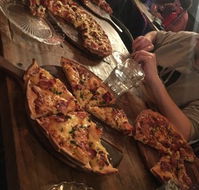 Theo  Co Pizzeria - e-Seniors