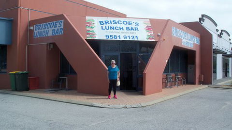 Briscoes Lunch Bar - e-Seniors 0