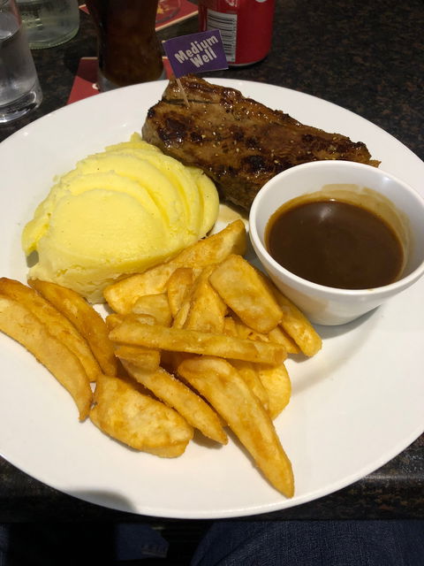 Albies Bar And Bistro - e-Seniors 6