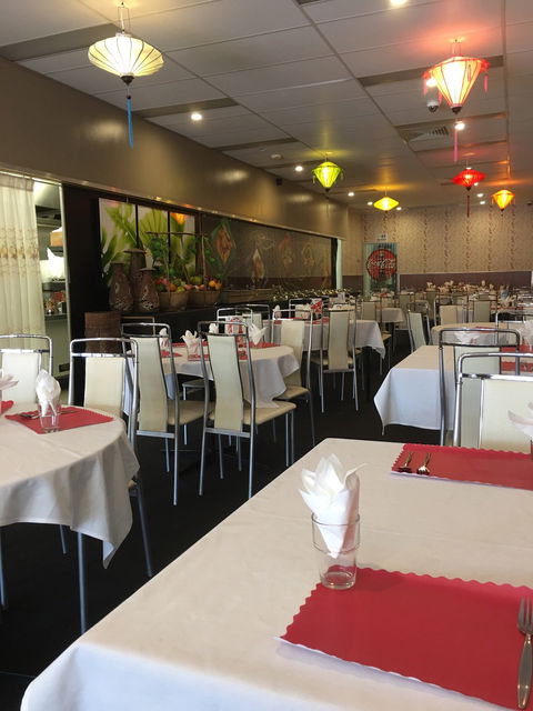 Emerald Chinese And Vietnamese Restaurant - e-Seniors 4