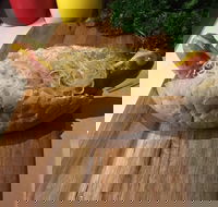 Bratwurst Bude - Sausage Hut - e-Seniors