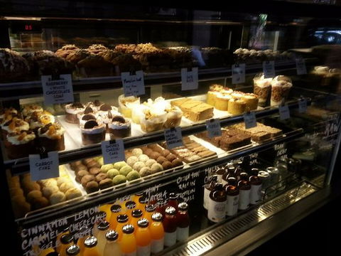 Benesse Bunbury - e-Seniors 0