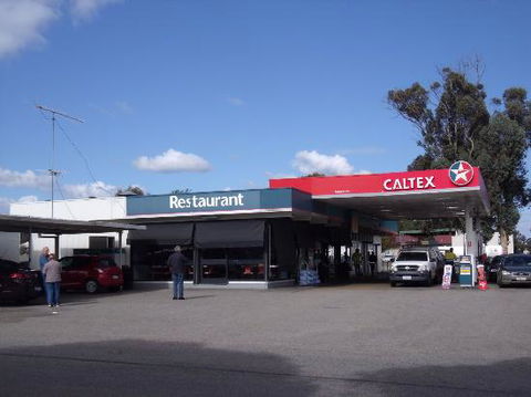 Caltex Roadhouse Williams - e-Seniors 0