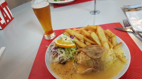 Gibson Soak Country Pub - e-Seniors 0