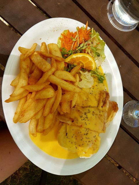 Gibson Soak Country Pub - e-Seniors 4