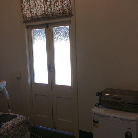 Quairading Hotel - e-Seniors 0