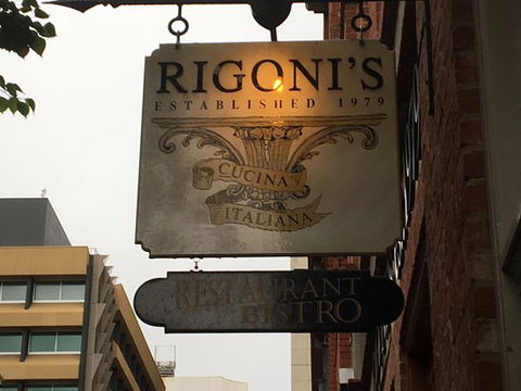 Rigoni's Bistro - e-Seniors 0