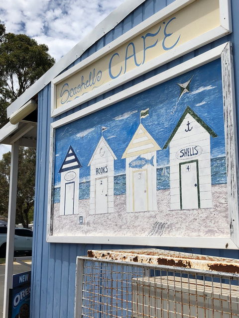 Seashells Cafe - e-Seniors 2