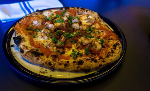Sunny's Pizza - e-Seniors 0