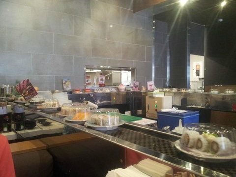 Sushi Train - e-Seniors 0
