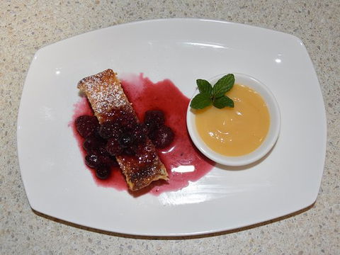 Windrush Wines And Cafe - e-Seniors 0
