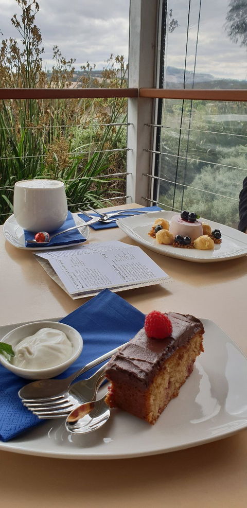 Windrush Wines And Cafe - e-Seniors 2